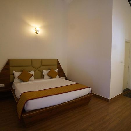 Q Mango Resort Rāmanagaram Exteriör bild