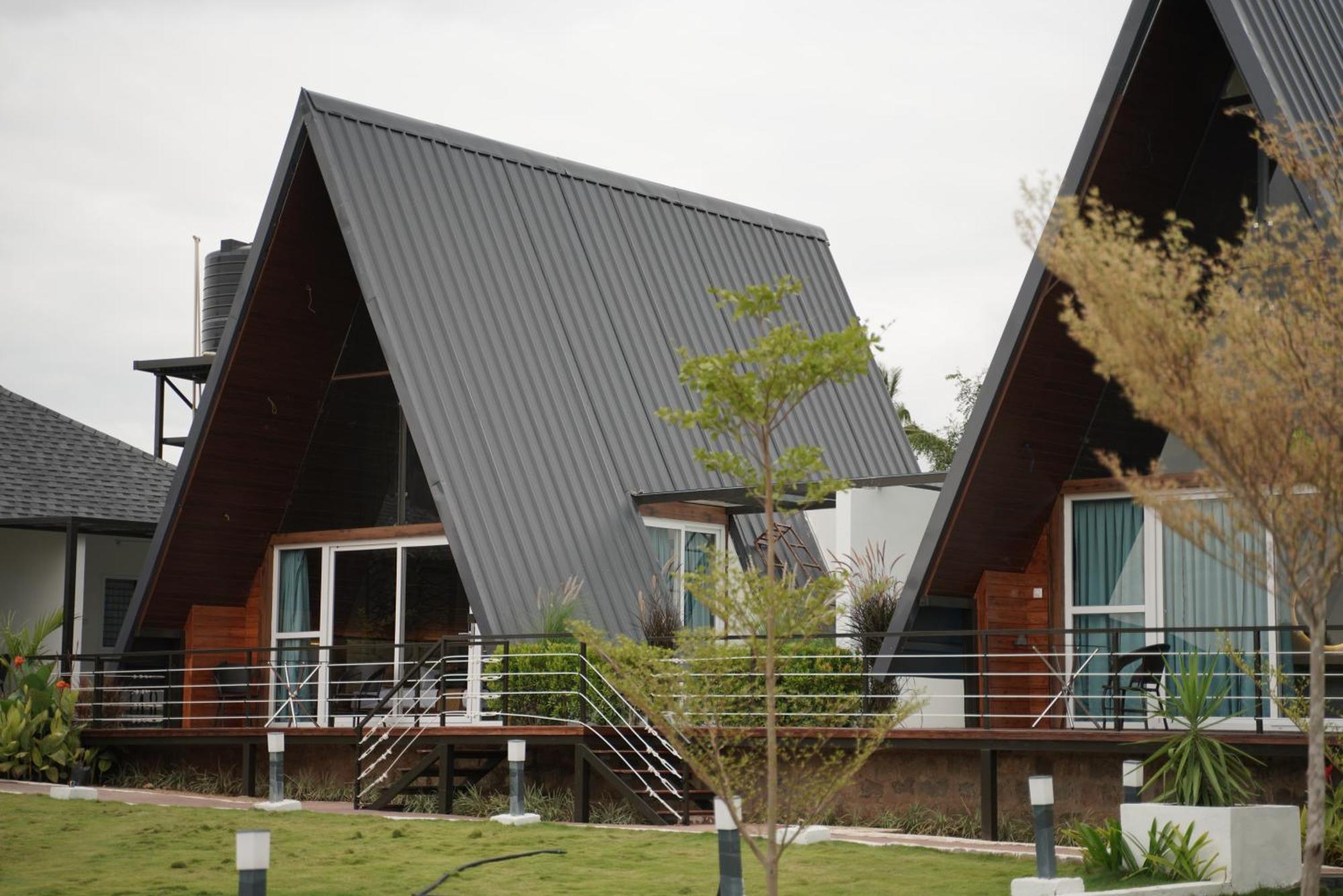 Q Mango Resort Rāmanagaram Exteriör bild