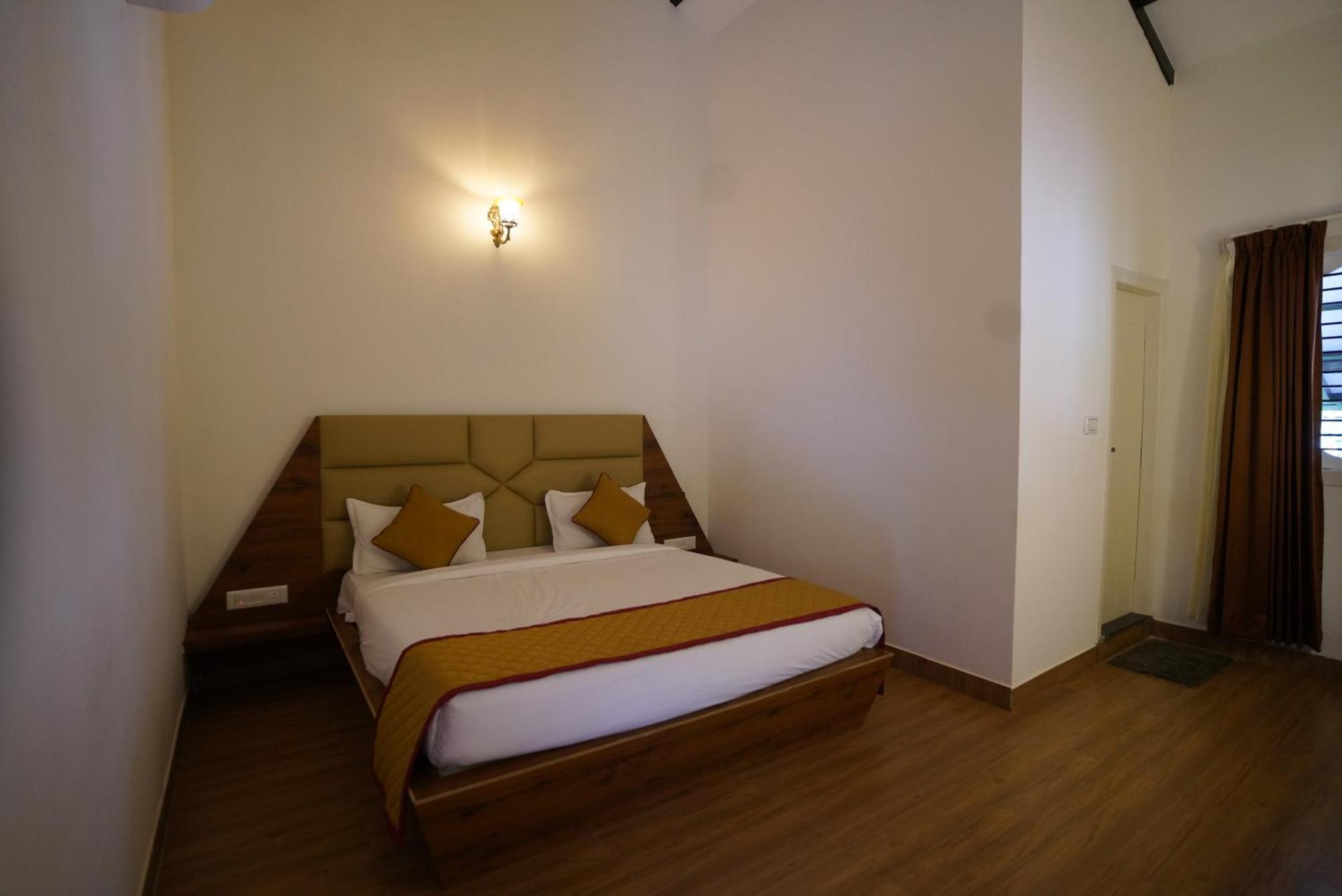 Q Mango Resort Rāmanagaram Exteriör bild