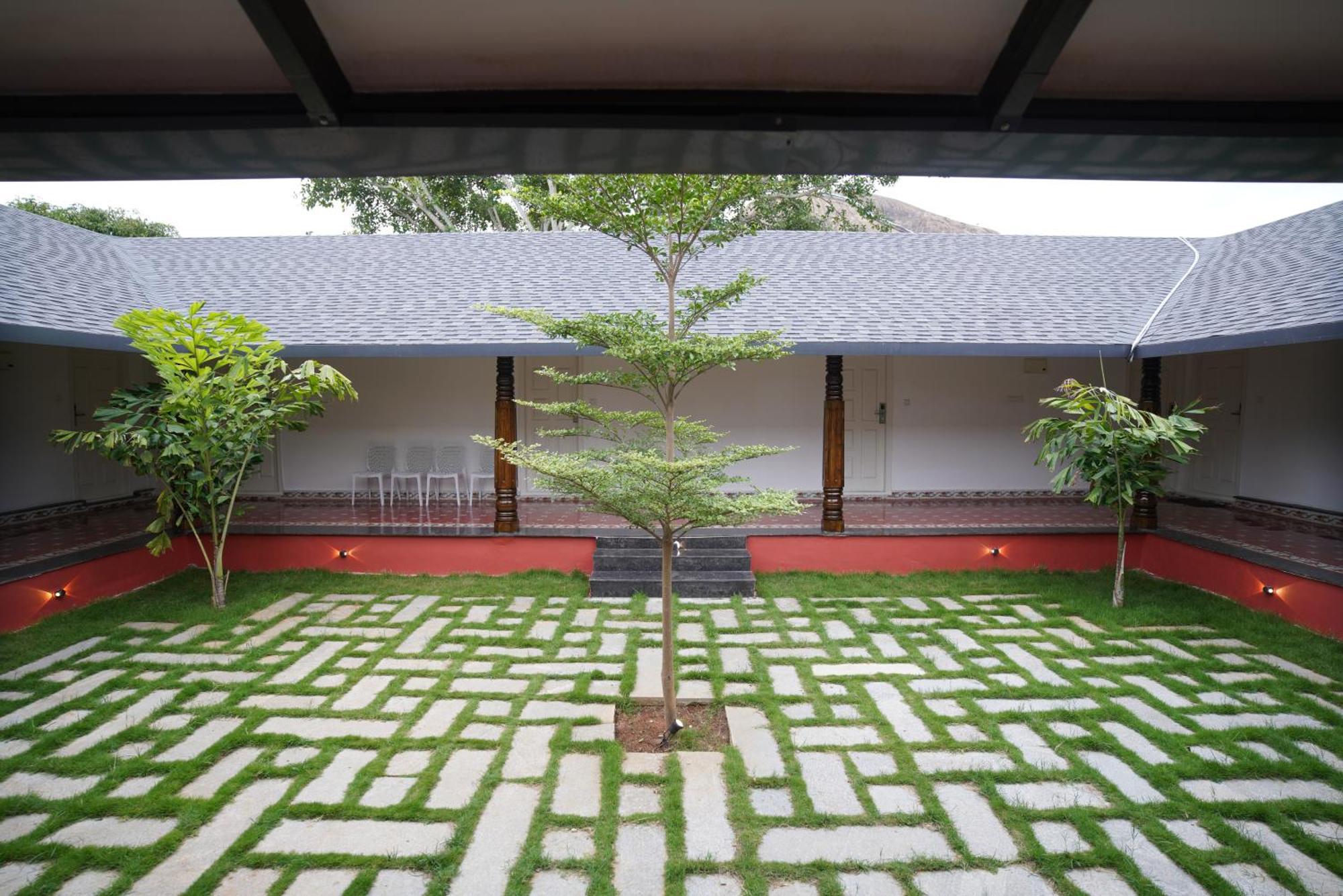 Q Mango Resort Rāmanagaram Exteriör bild